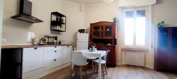2 Bedroom Gem Near Milano Centrale Fast Wi Fi Kademy House Phòng bức ảnh