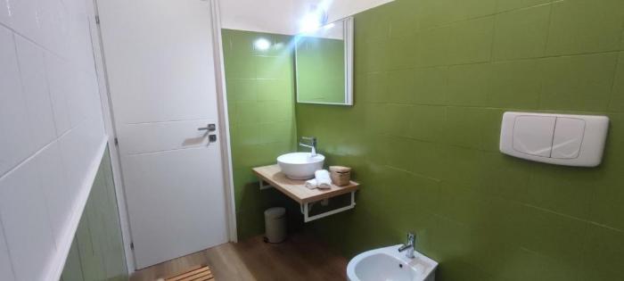 2 Bedroom Gem Near Milano Centrale Fast Wi Fi Kademy House Phòng bức ảnh
