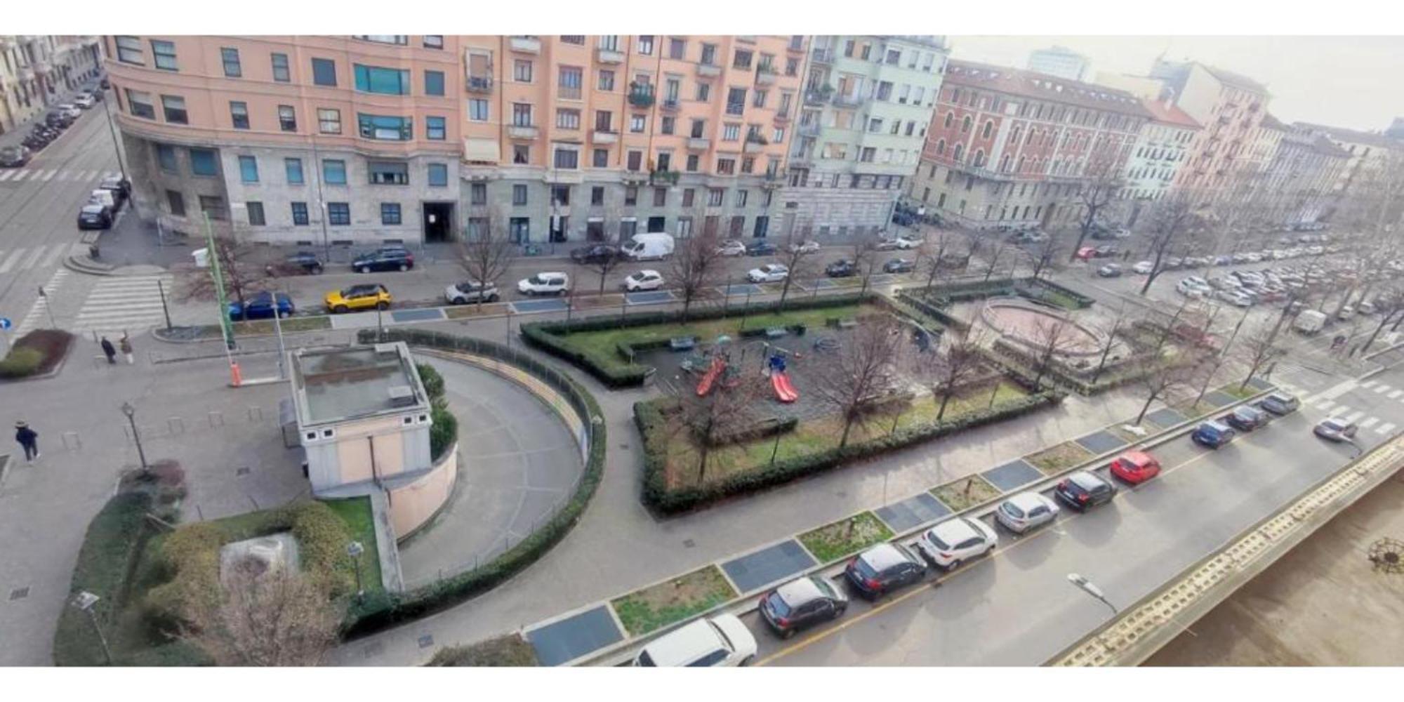 2 Bedroom Gem Near Milano Centrale Fast Wi Fi Kademy House Ngoại thất bức ảnh