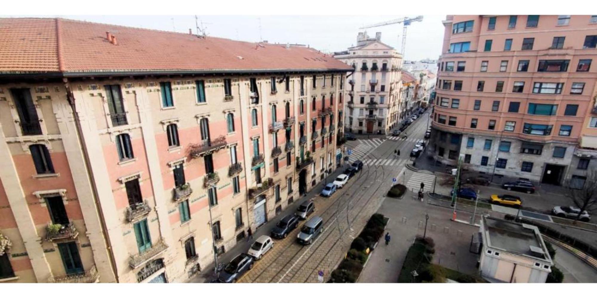 2 Bedroom Gem Near Milano Centrale Fast Wi Fi Kademy House Ngoại thất bức ảnh